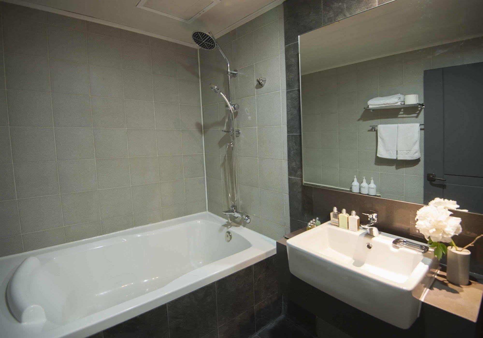 Hotel Tate Suwon Luaran gambar